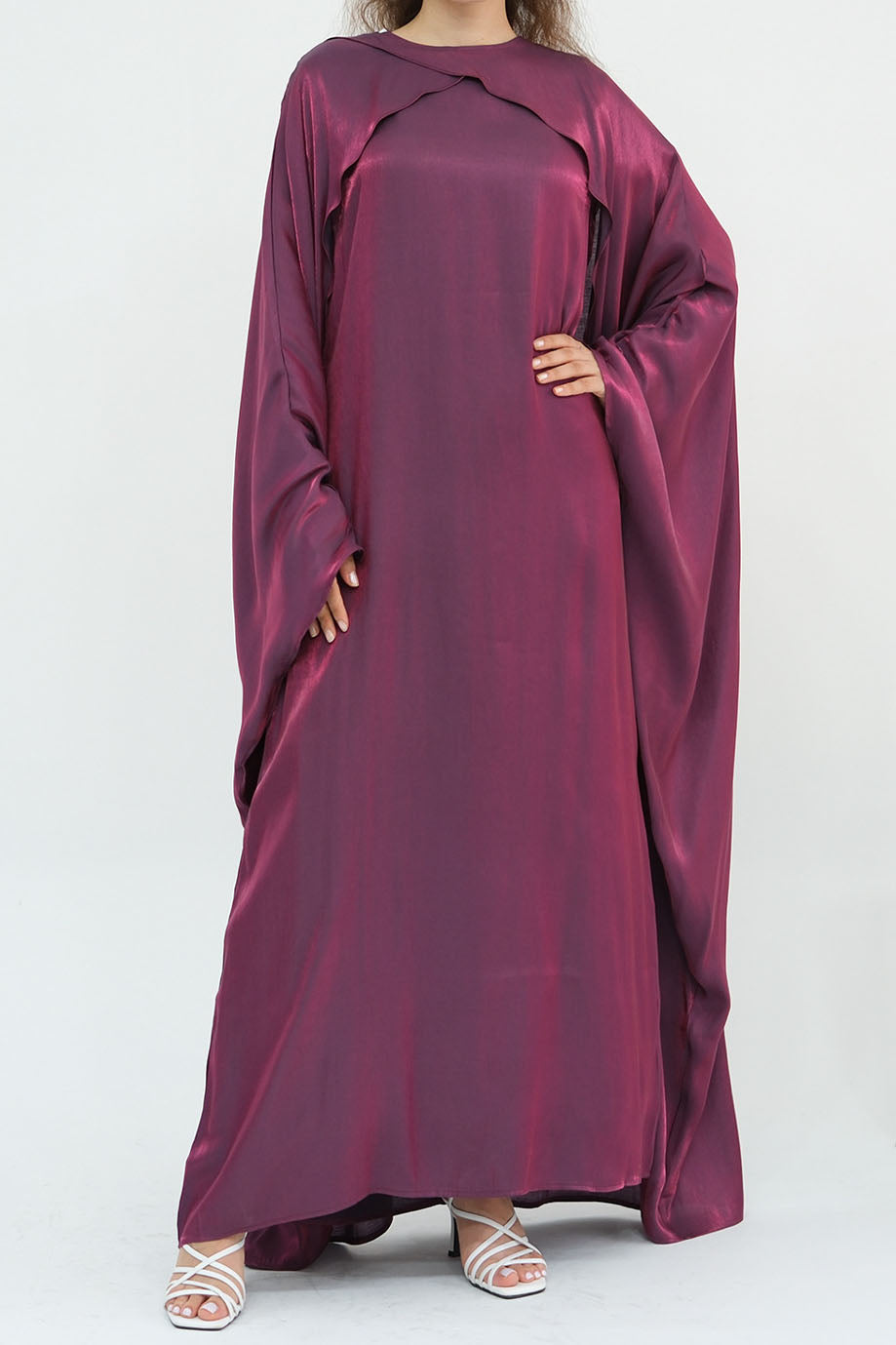 Solenne Pearl-Sheen Elegant Abaya 1028 – Berry Plum