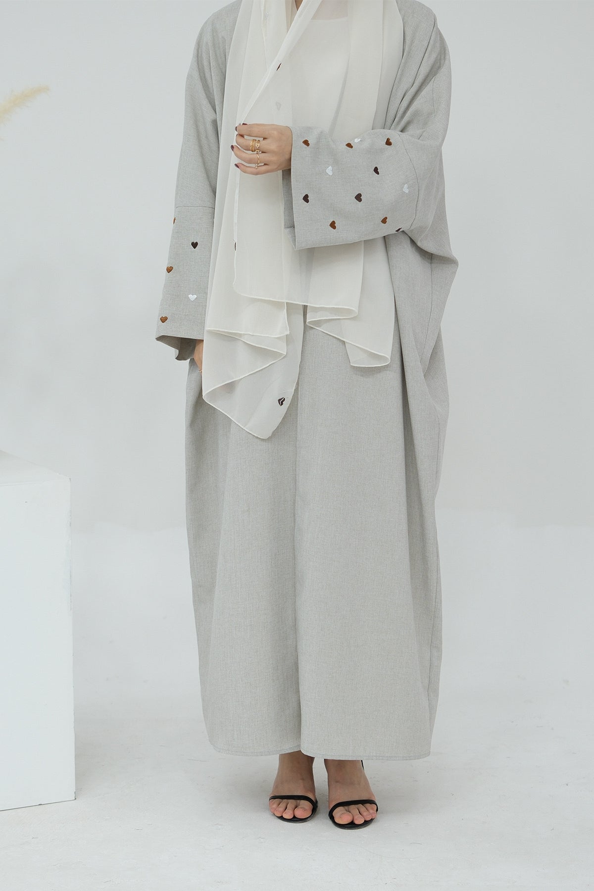 Hasna Heart Pattern Embroidery Linen Modest Open Abaya 712 - LightGray