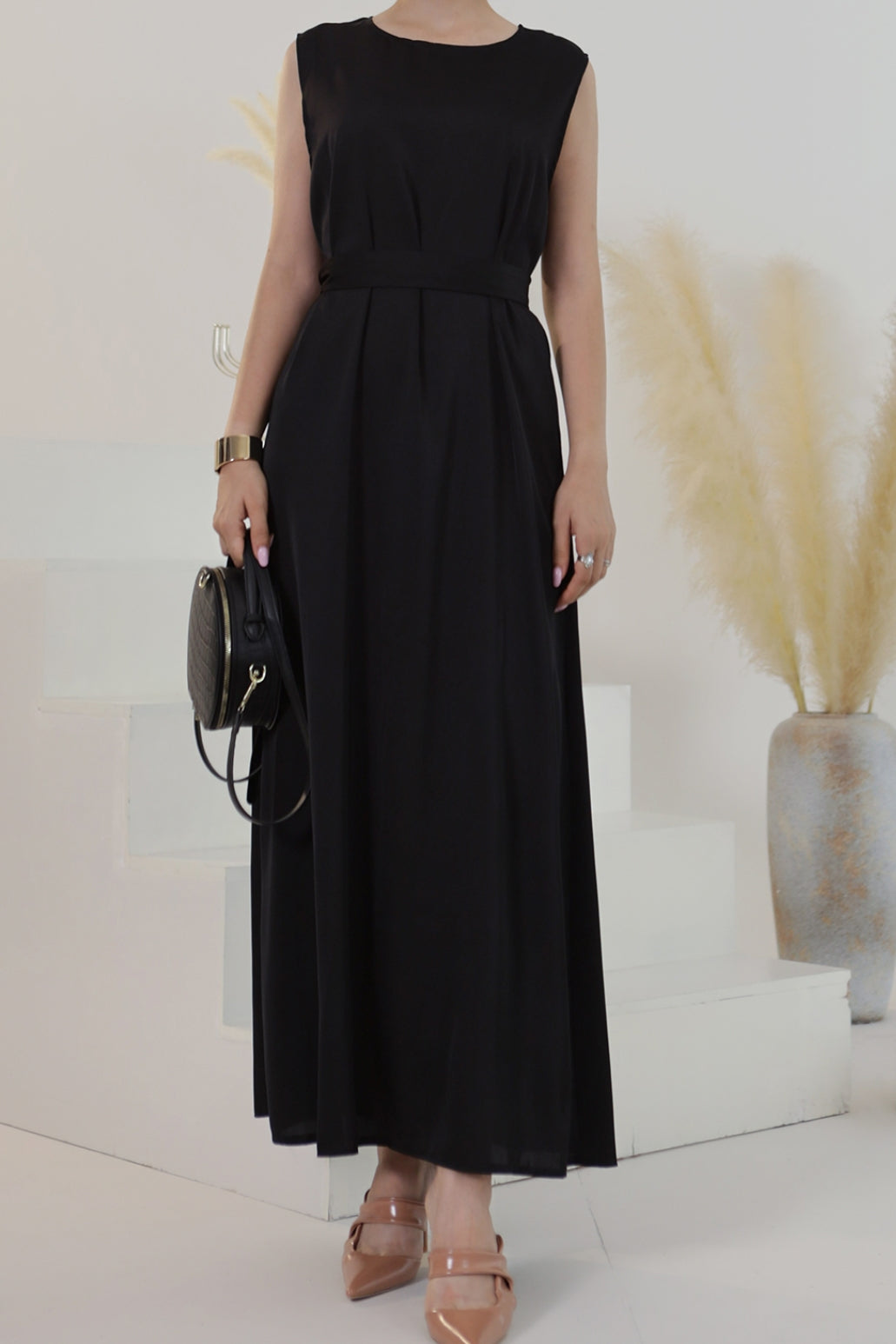 Luna 2PCS Crystal Beads Sleeves Satin Abaya Set with Crystal Chain - Black