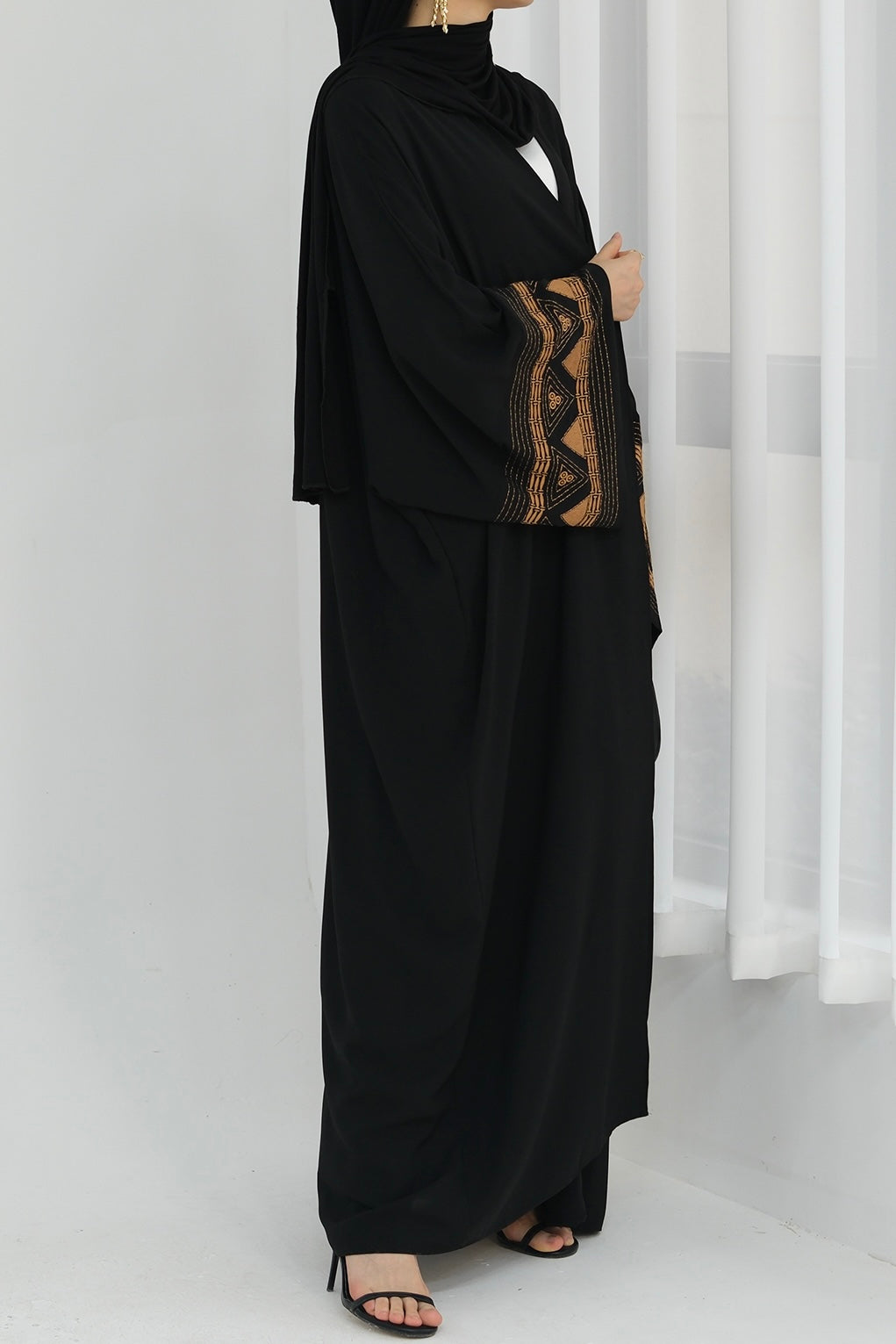 Mariam Intricate Geometric Embroidery Open Abaya 844 - Black